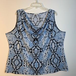 Calvin Klein Top. Size 2X. Navy/Blue/White
